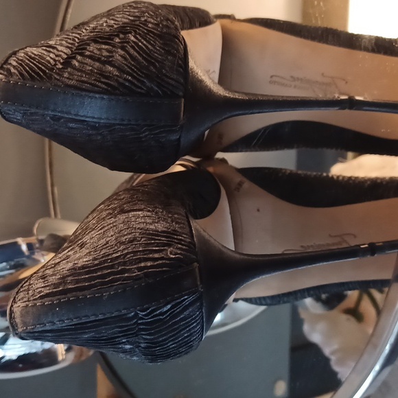 Imagine by Vince Camuto Slate pleated satin luxury dorsal heels size 10 - Picture 5 of 9